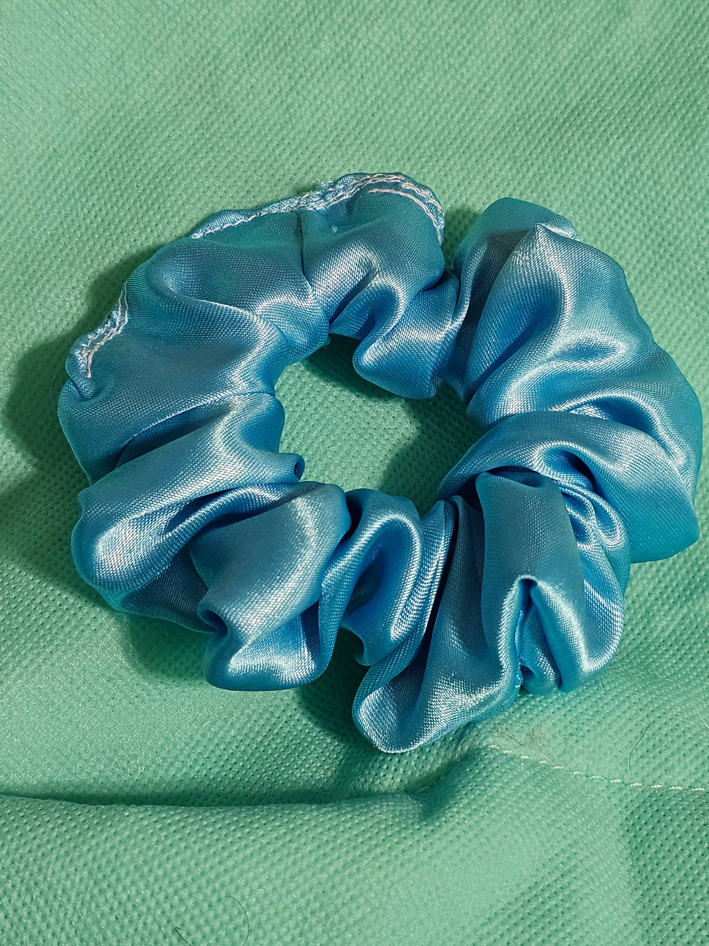 Standard silk blue scrunche