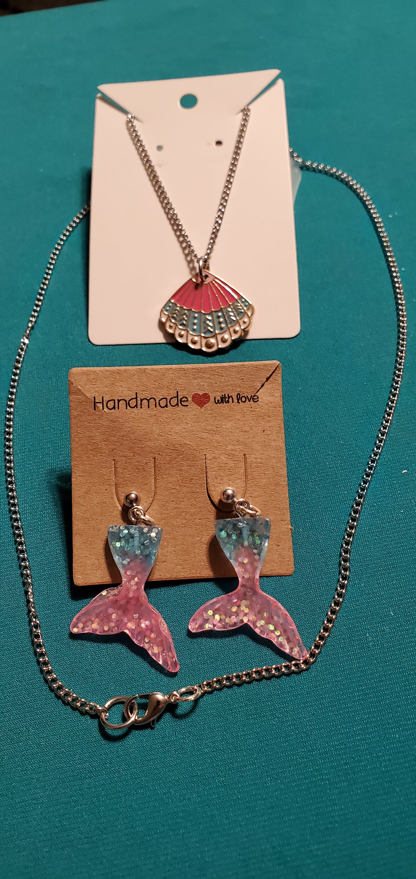 Silver plated sea shell necklace & mermaid tail earrings