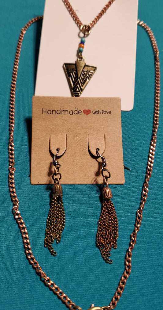 Bronze plated arrowhead necklace and earrings